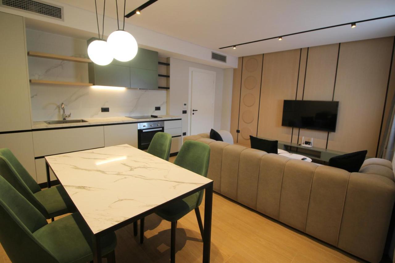 "The View" Luxury Apartments Sarandë 外观 照片
