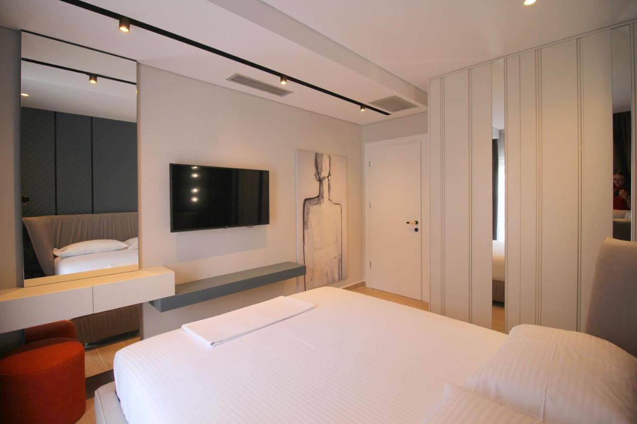 "The View" Luxury Apartments Sarandë 外观 照片