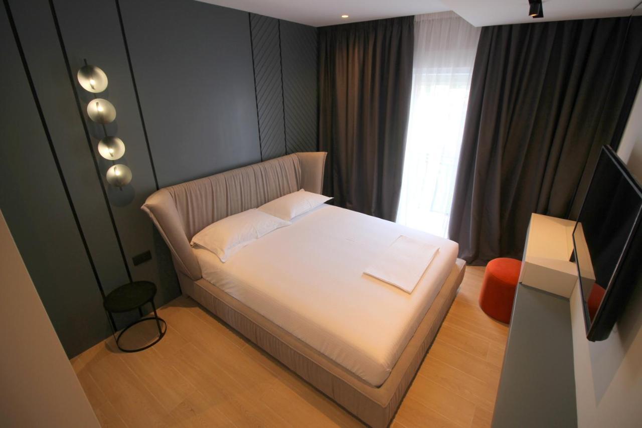 "The View" Luxury Apartments Sarandë 外观 照片