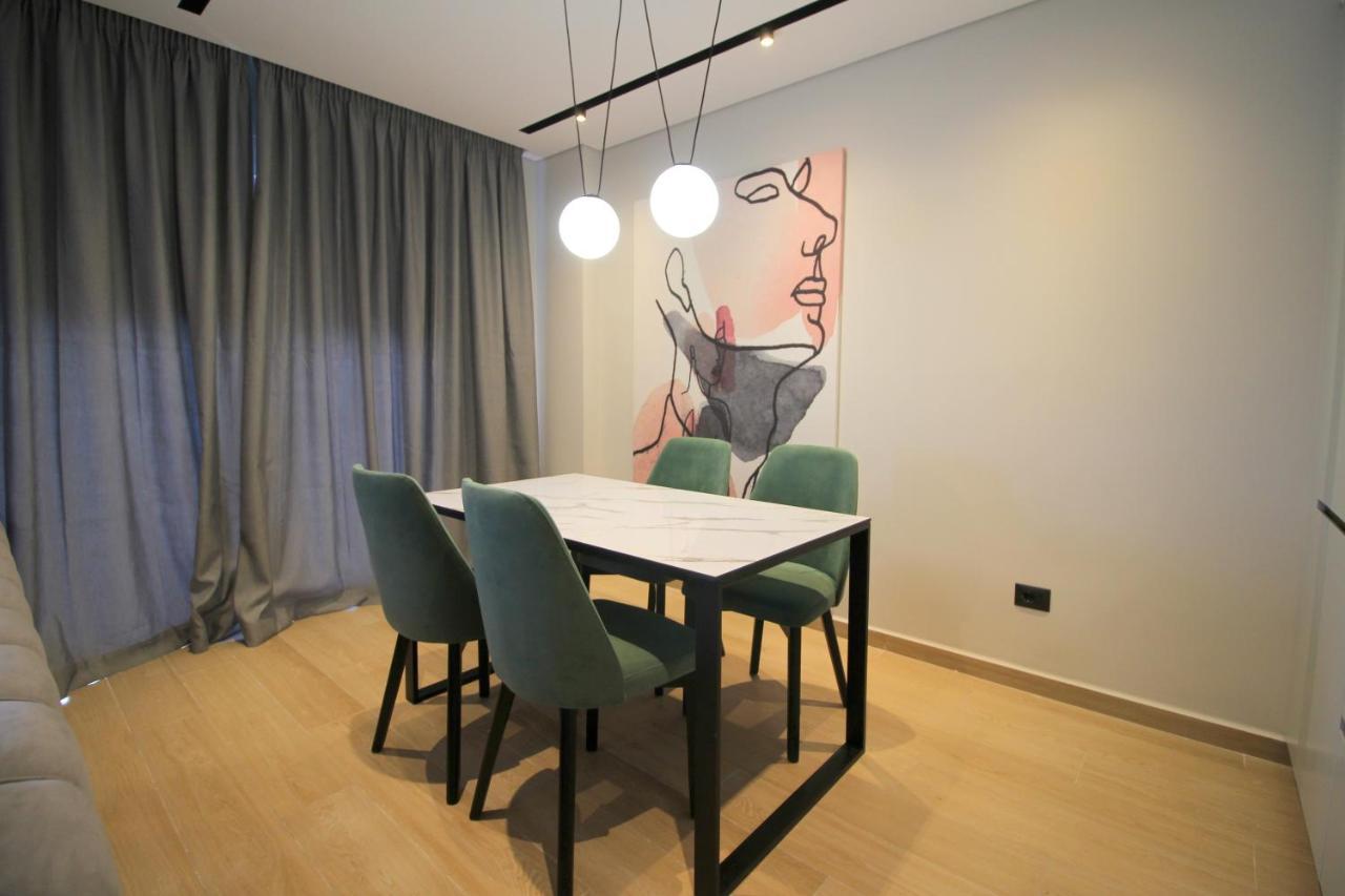"The View" Luxury Apartments Sarandë 外观 照片
