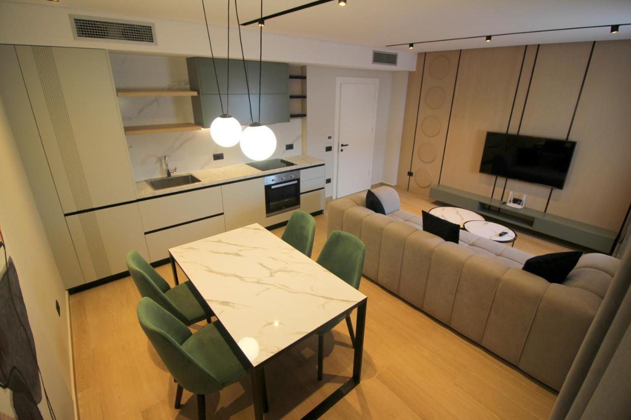 "The View" Luxury Apartments Sarandë 外观 照片