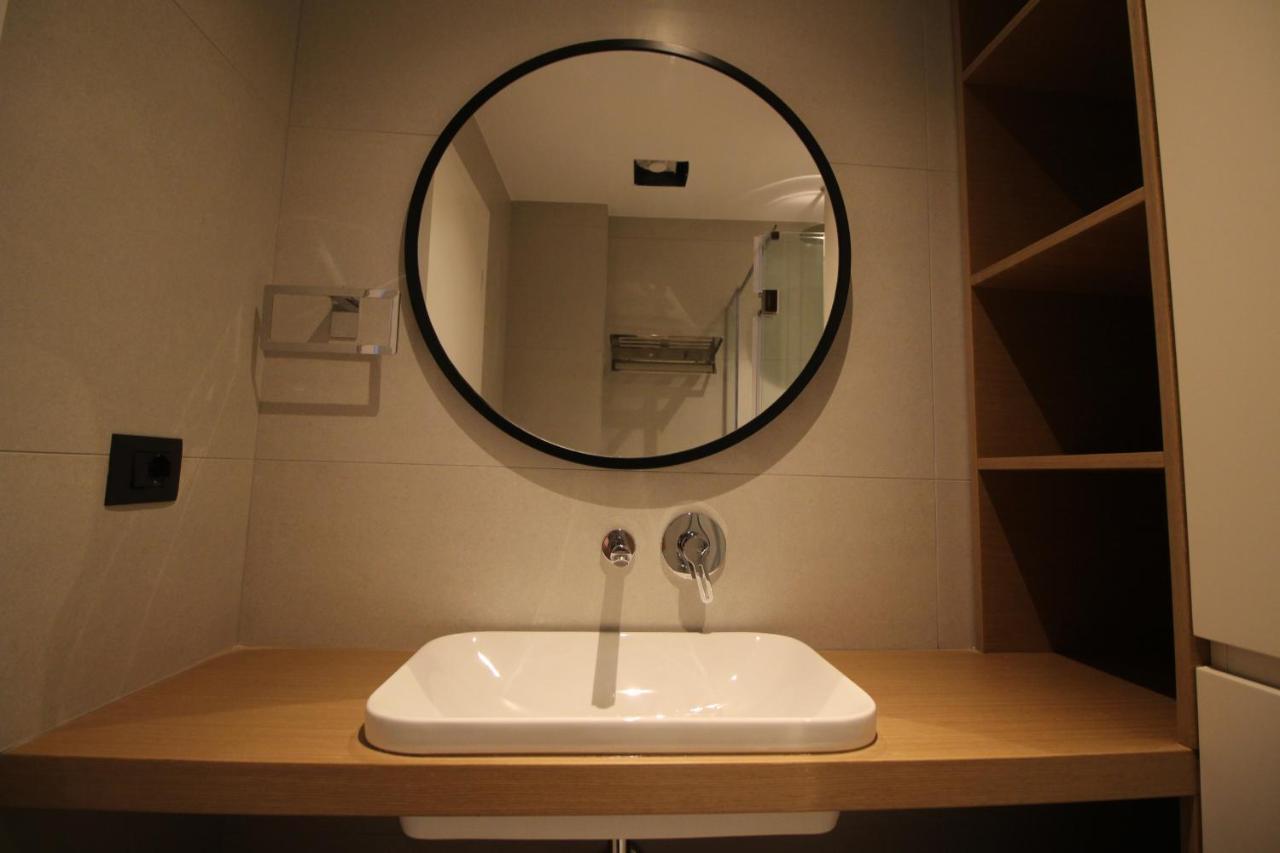 "The View" Luxury Apartments Sarandë 外观 照片