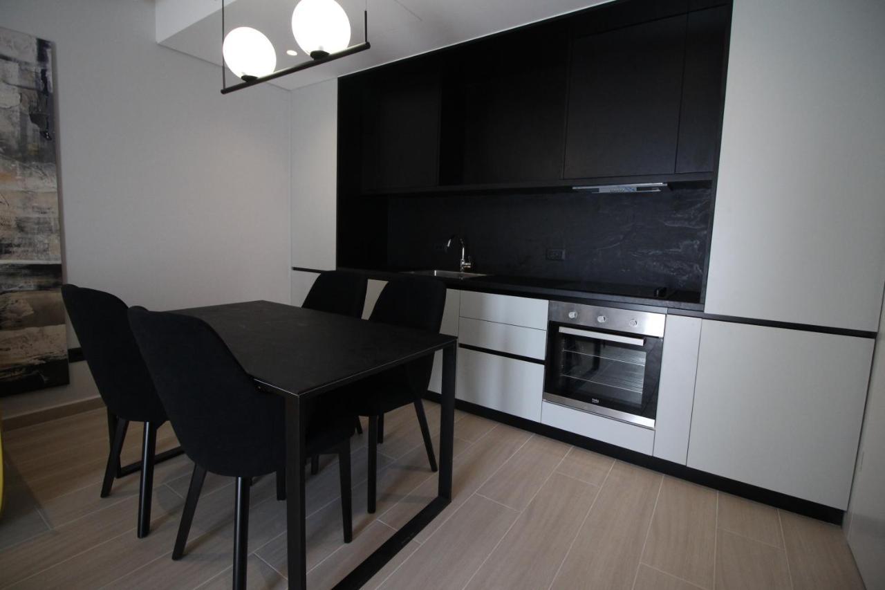 "The View" Luxury Apartments Sarandë 外观 照片