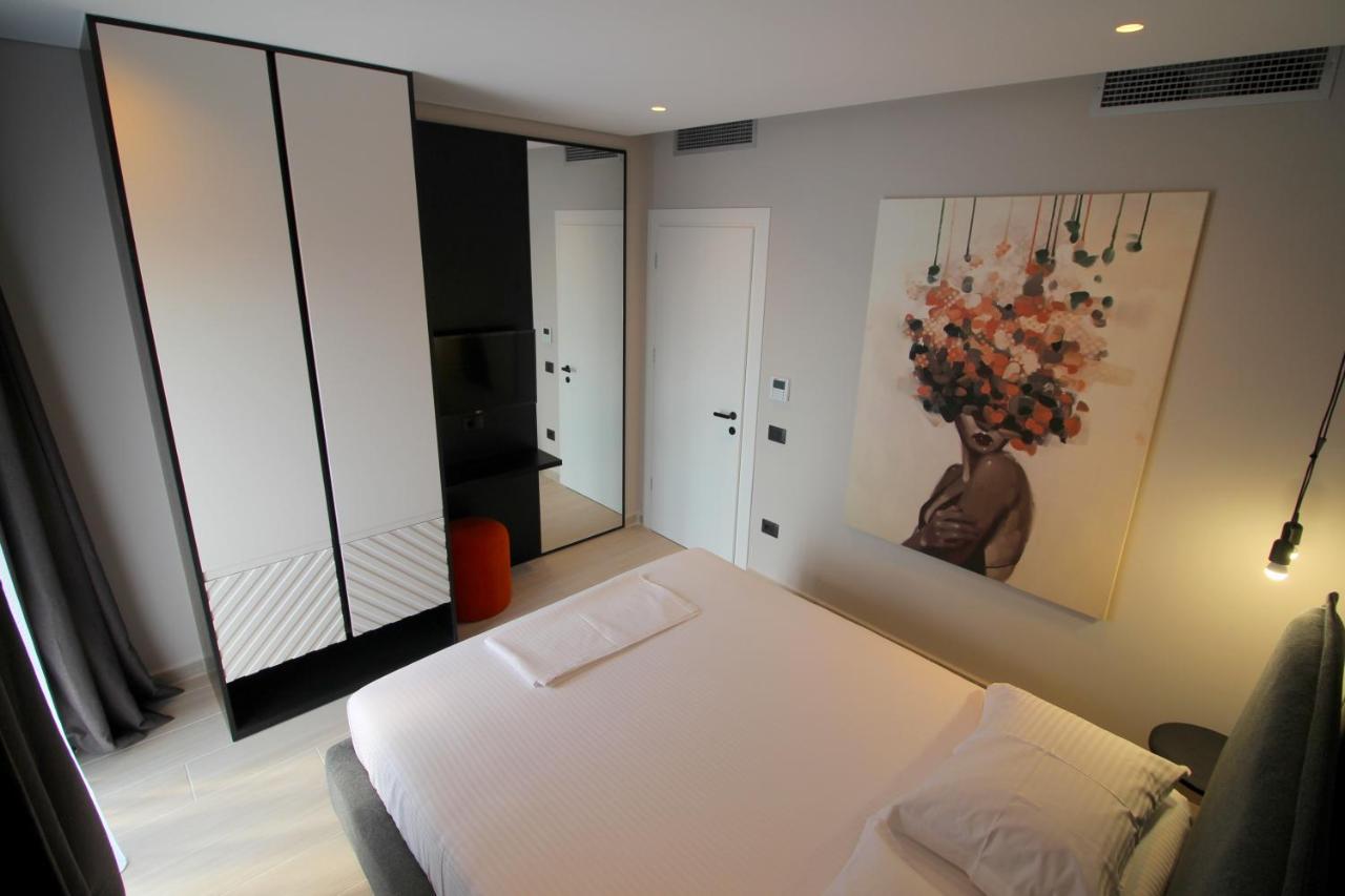 "The View" Luxury Apartments Sarandë 外观 照片