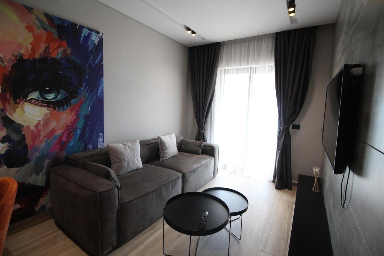 "The View" Luxury Apartments Sarandë 外观 照片